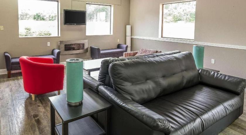 Suburban Studios Mason Hwy 42 Luaran gambar